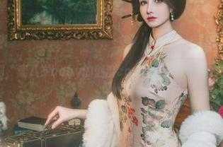 关键时刻，鹿八岁baby的魅魔cos承包了我所有的资源需求