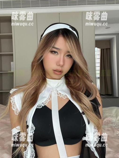 微密圈 - 最新！黑饱宝探索粉色，简直是色彩的“扛把子”！-咪雾曲